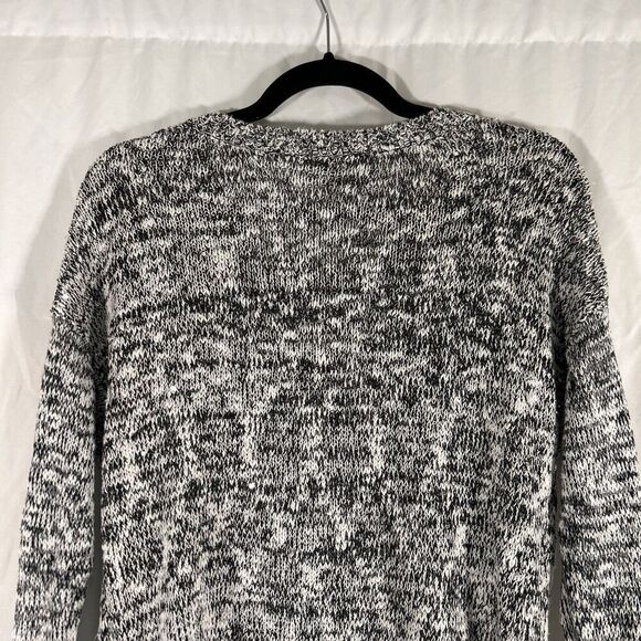 Rock Republic Sweater Women's Medium White Black Knit Sequin Round Neck Pullover - Picture 8 of 9